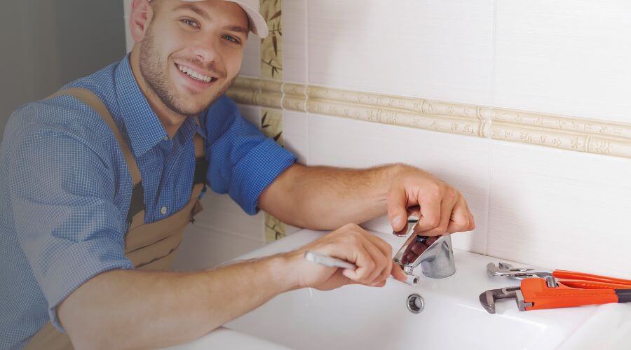Handle or spout repair in Moundville, AL
